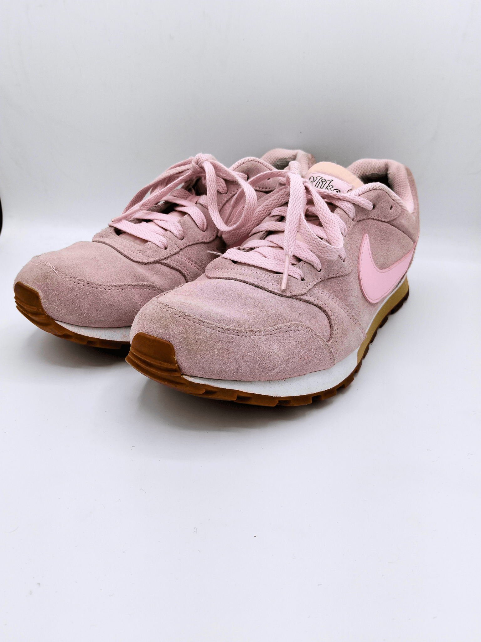Nike (MD Runner 2)