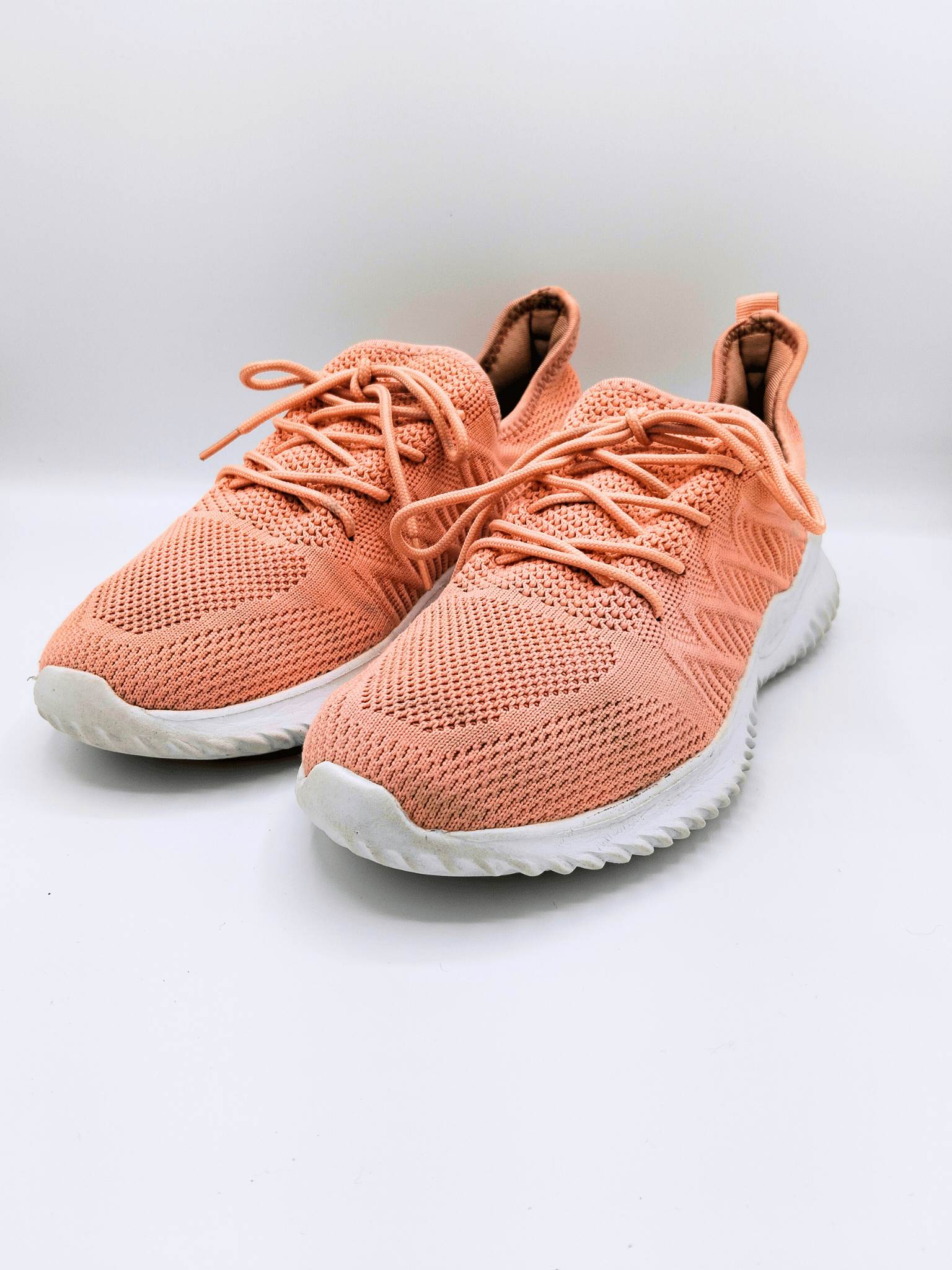 New AKK (Walking sneakers)
