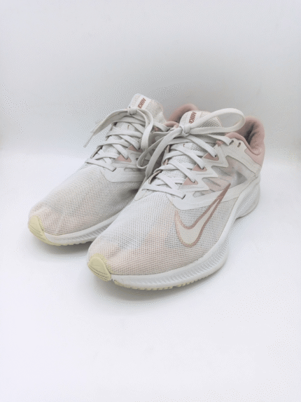 Nike  ( Quest 3 )